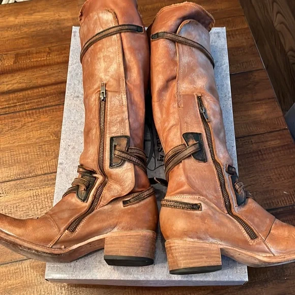 Freebird Gia boot - Picture 7 of 8